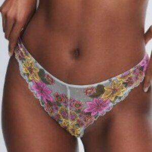 3/$20 Bundle 🌈Savage X Fenty Embroidered Floral Lace Sheer Mesh Thong Gray 0–2